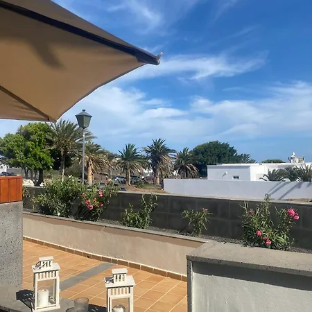 Casa Marla Mit 3 Schlafzimmern Und 2 Badezimmern * Puerto Calero